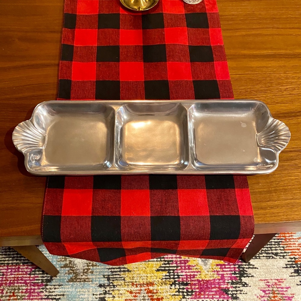 Vintage Wilton Mount Serving Tray
